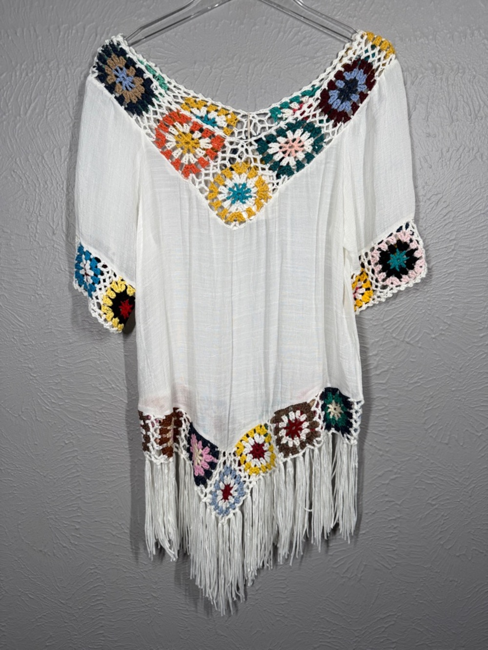 NWT White Crochet Fringe Boho Top with Multicolor Accents